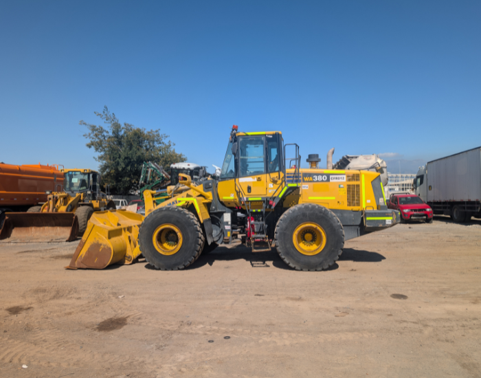 2020 Komatsu WA380 8
